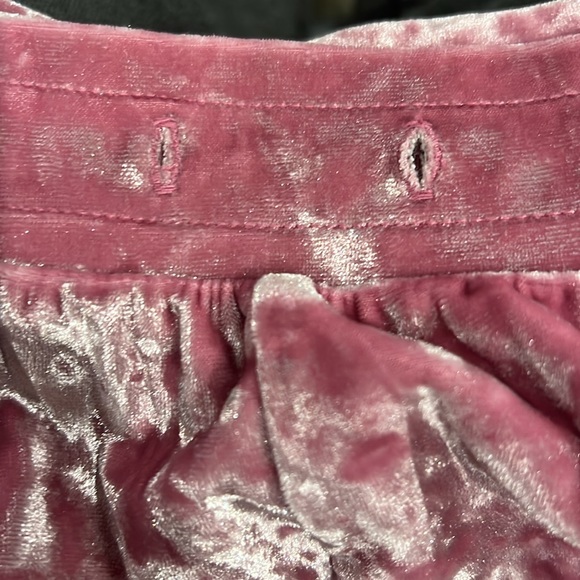 🔹 PINK Velour Track Shorts - Picture 5 of 5